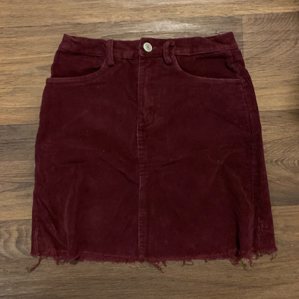Brandy Melville maroon corduroy skirt